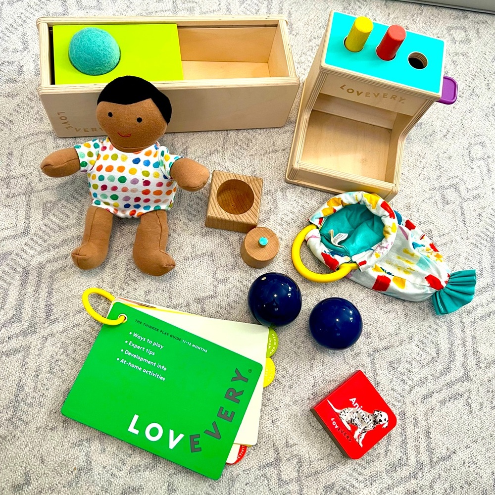 Lovevery The Thinker Play Kit